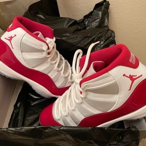Air Jordan 11 Cherry Red